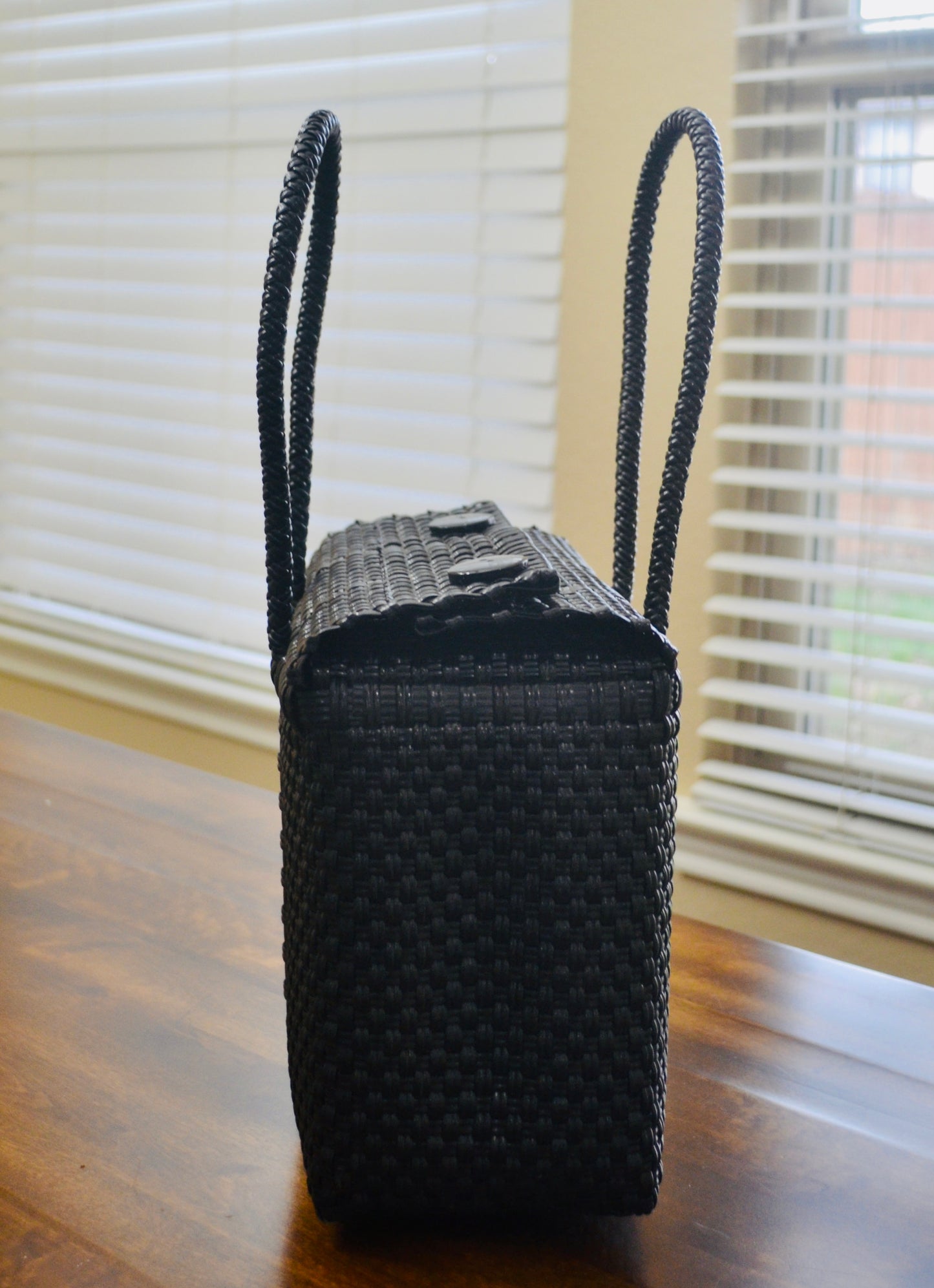 Small Mexican Woven Bag- Black